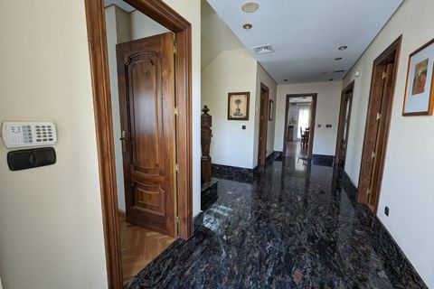 Villa i Elda, Alicante, Elda - € 475.000 | Ref: GI8619 - foto 37